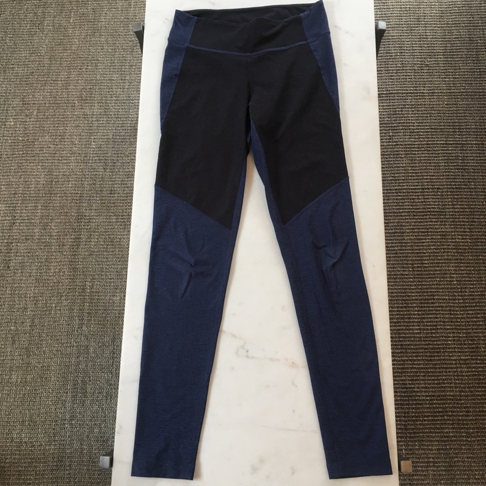 Outdoor Voices Two-Tone Legging